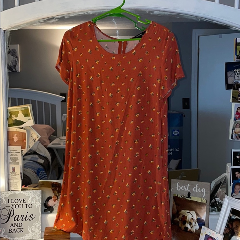short sleeve dress